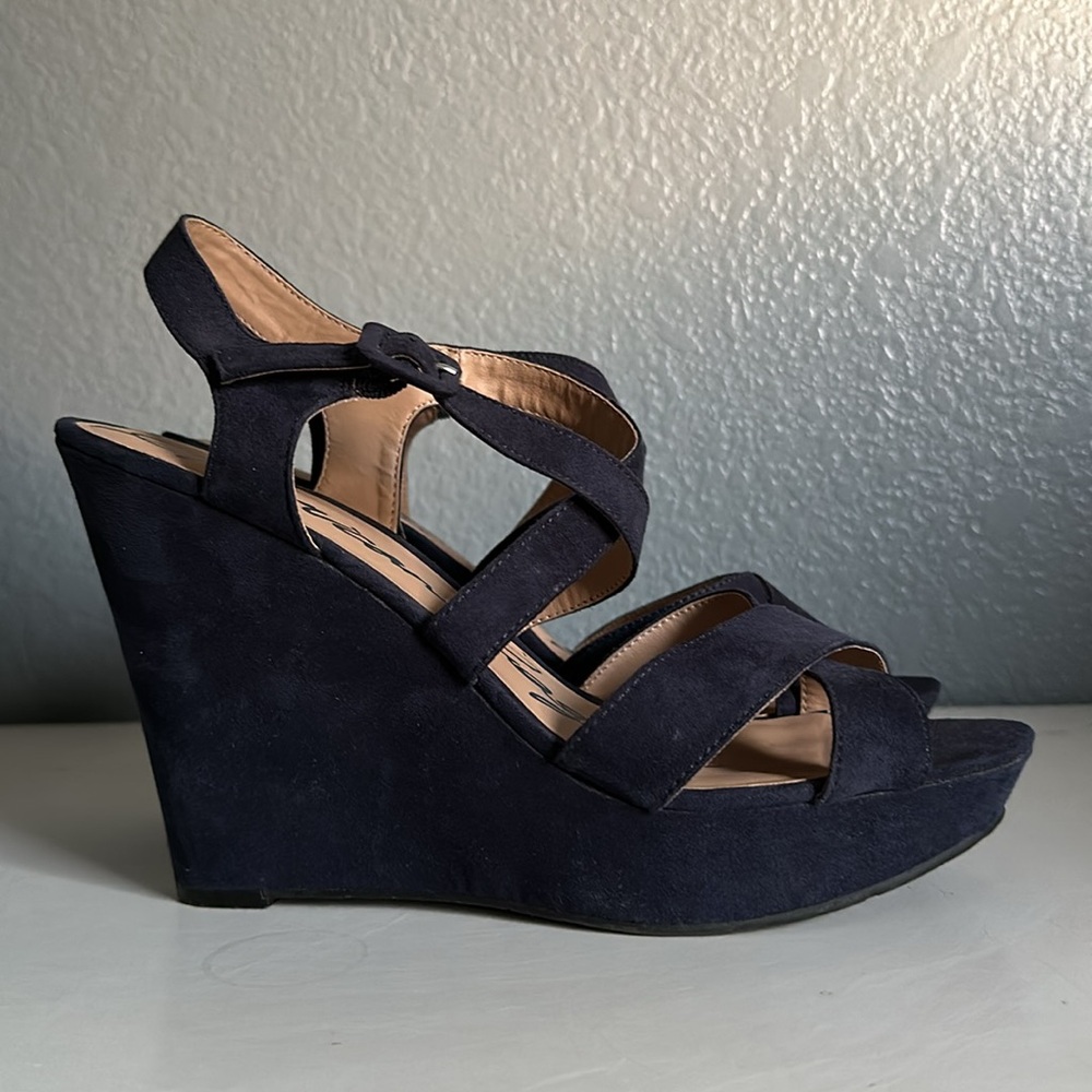 American Rag Cie navy blue wedges